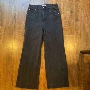 High waisted, black washed jeans